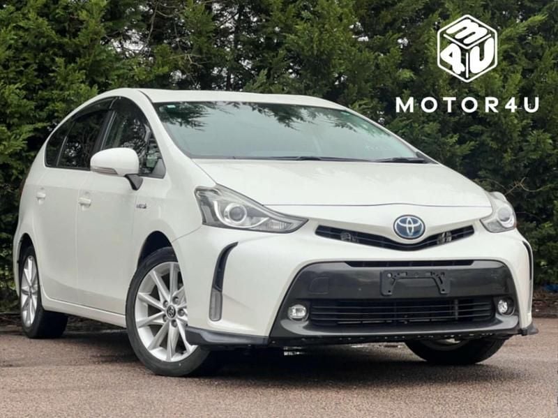 Used Toyota Prius 2015 White MPV