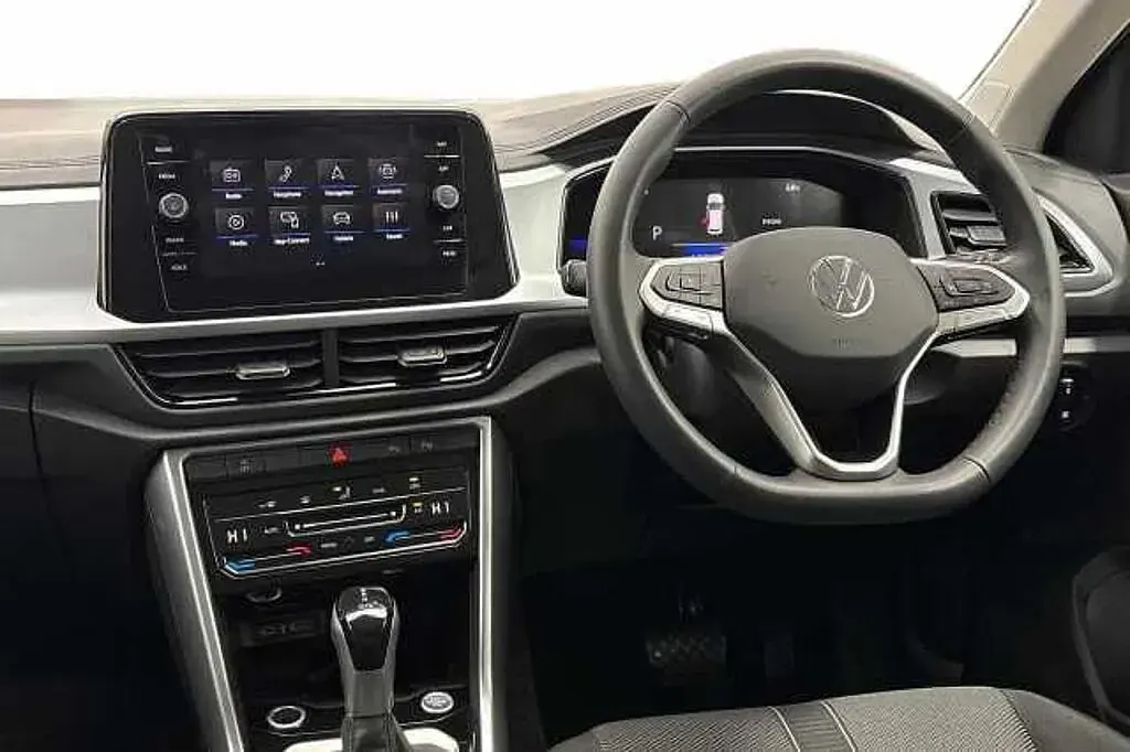 Used VW T-Roc Match 150 HP (110 kW) 2025 Black SUV