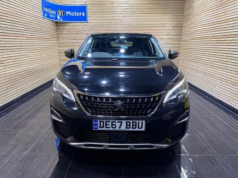 Used Peugeot 3008 Allure 120 HP (88 kW) 2017 Black Hatchback