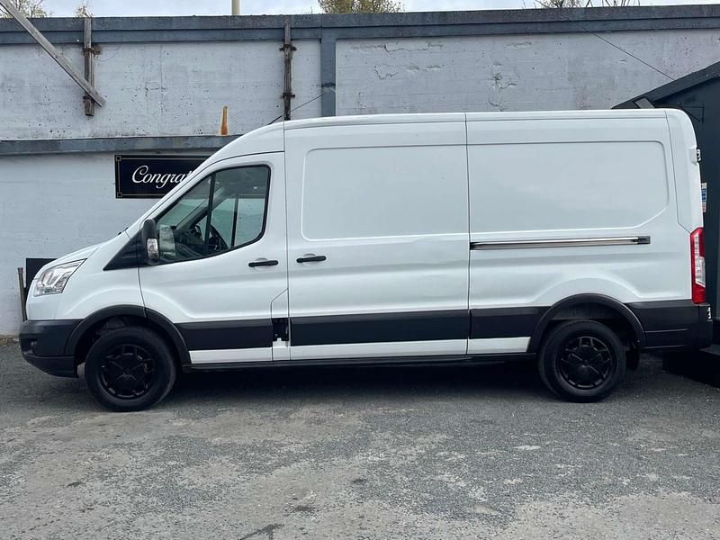 Used Ford Transit Trend 125 HP (91 kW) 2015 White Van