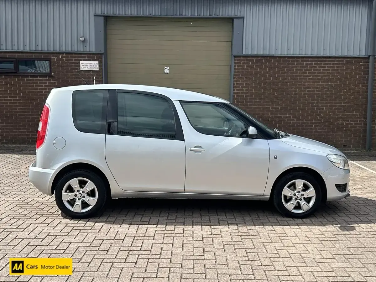Used Skoda Roomster SE 2014 Silver MPV