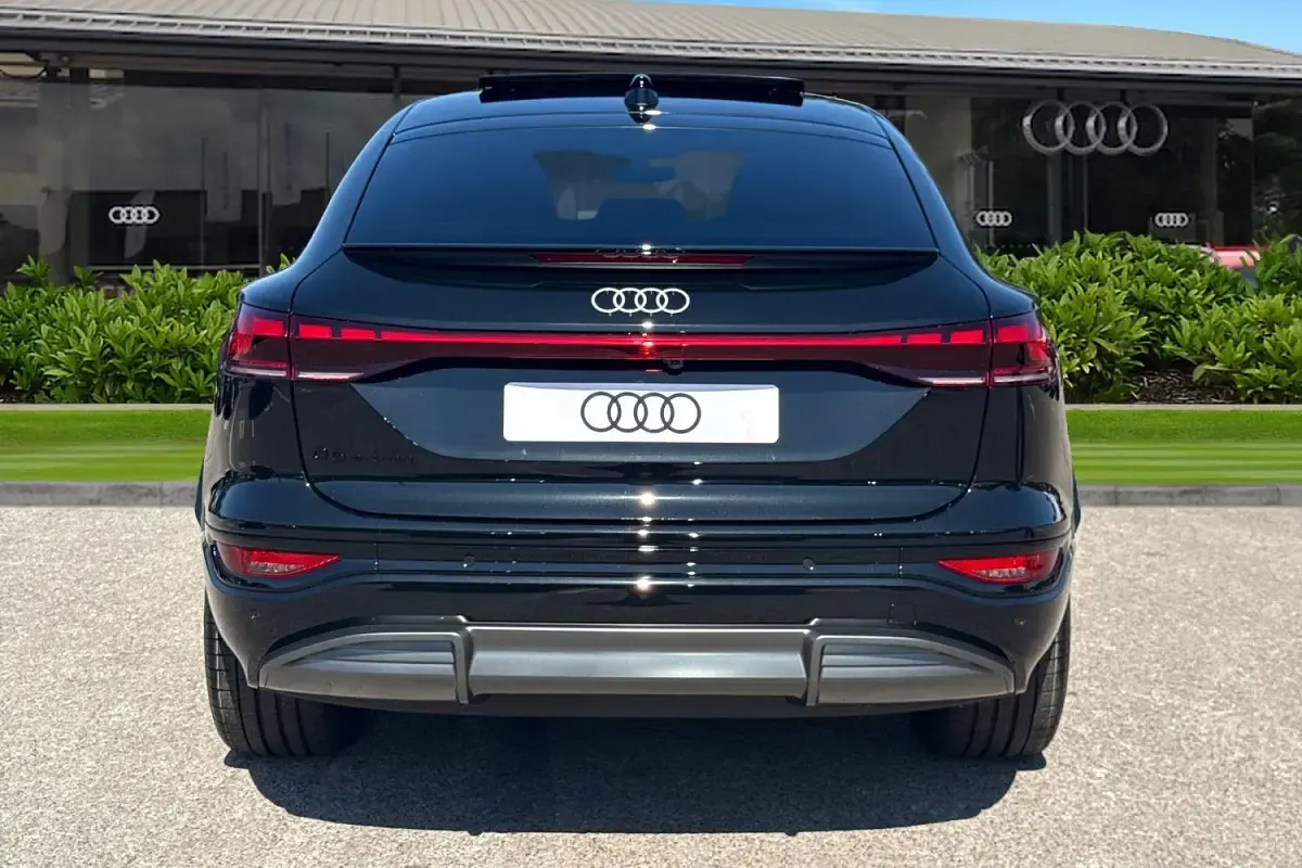 New Audi Q6 Sportback e-tron S-Line 239 kW (326 HP) 2026 Black SUV