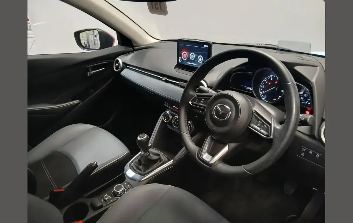 Used Mazda 2 Inclusive 116 HP (85 kW) 2023 Red Hatchback