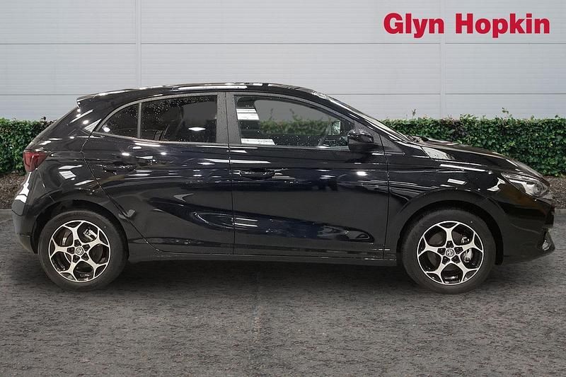 Used MG MG3 Trophy 194 HP (142 kW) 2025 Black Hatchback