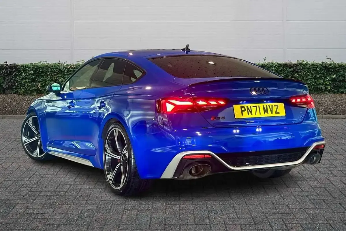 Usado Audi RS5 Advanced 450 HP (330 kW) 2021 Azul Coupé