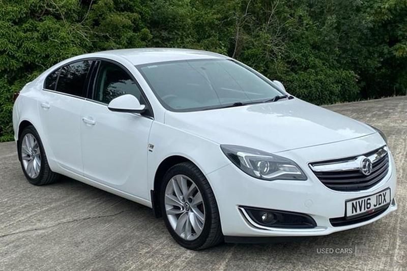 White Used 2016 Vauxhall Insignia SRi Hatchback | £3,950 (Super price) - Image 1/1