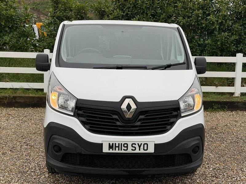 Used Renault Trafic Business 2019 White MPV