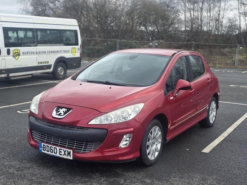 Used Peugeot 308 2010 Red Hatchback