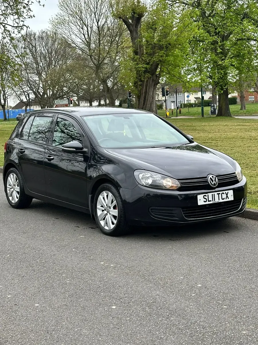 Used VW Golf VI Match 105 HP (77 kW) 2011 Black Hatchback