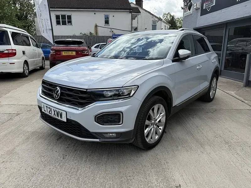 Used VW T-Roc SEL 150 HP (110 kW) 2021 Silver SUV