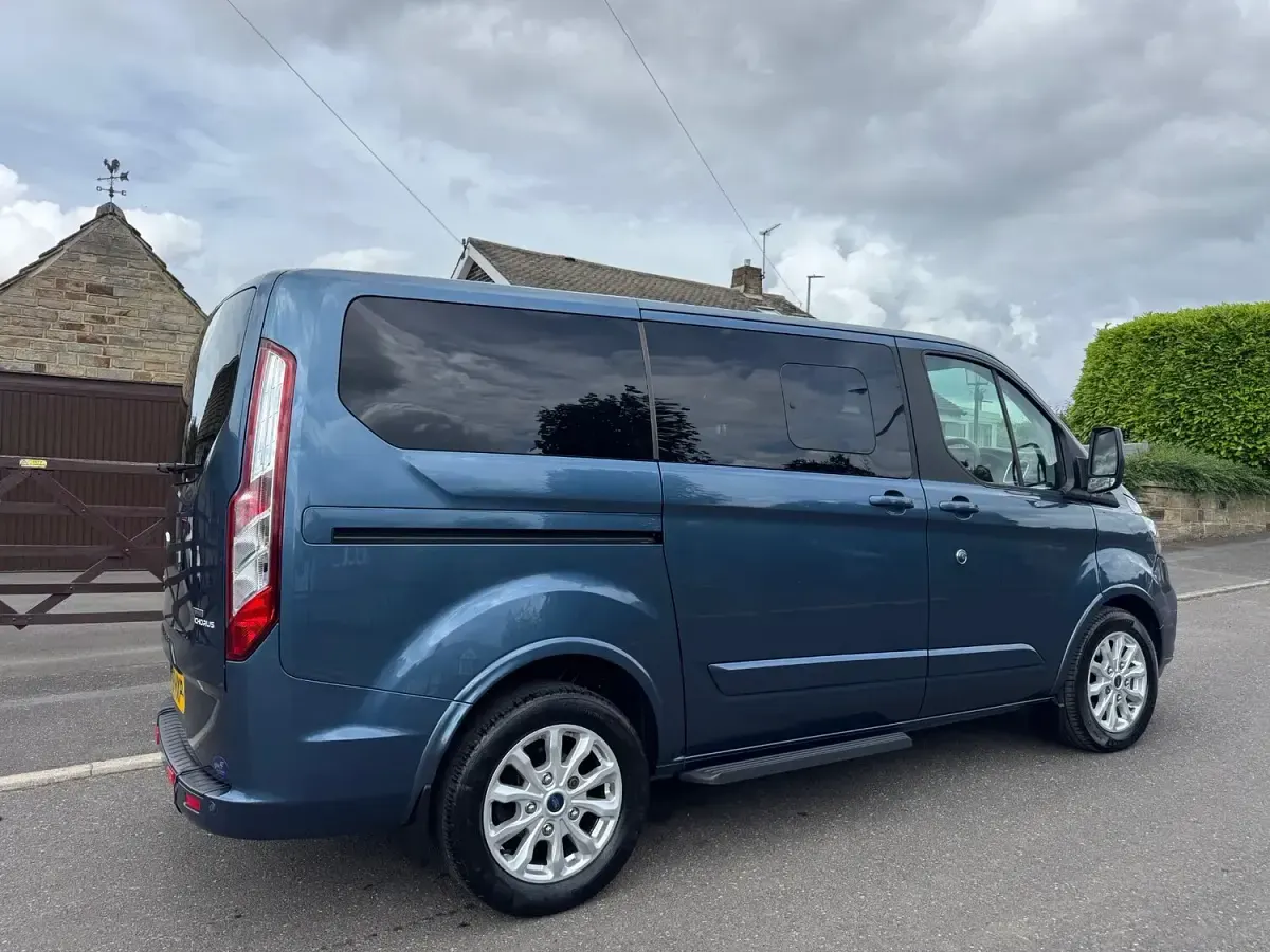 Used Ford Tourneo Titanium 2019 Blue MPV
