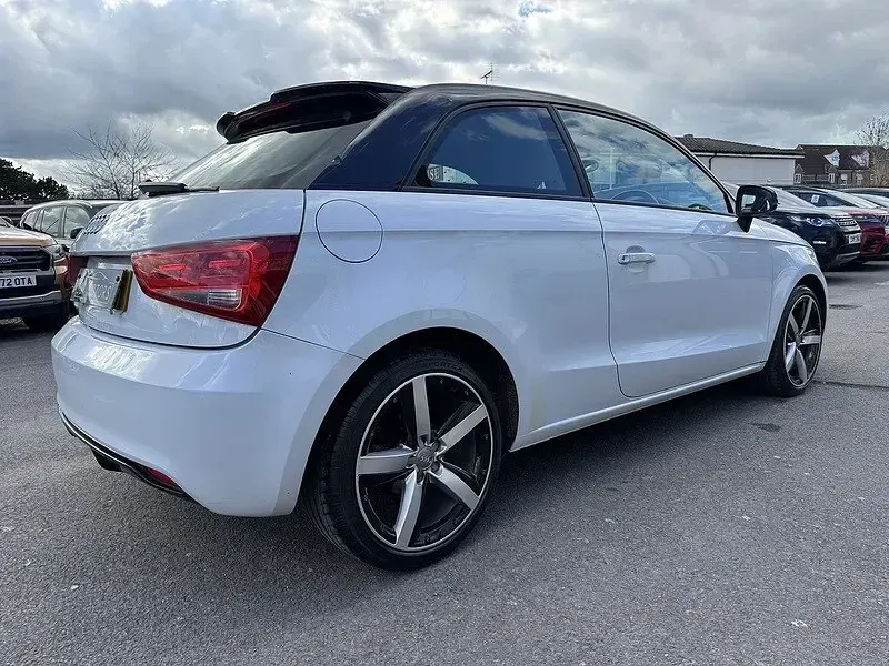 Used Audi A1 Design 2013 White Hatchback