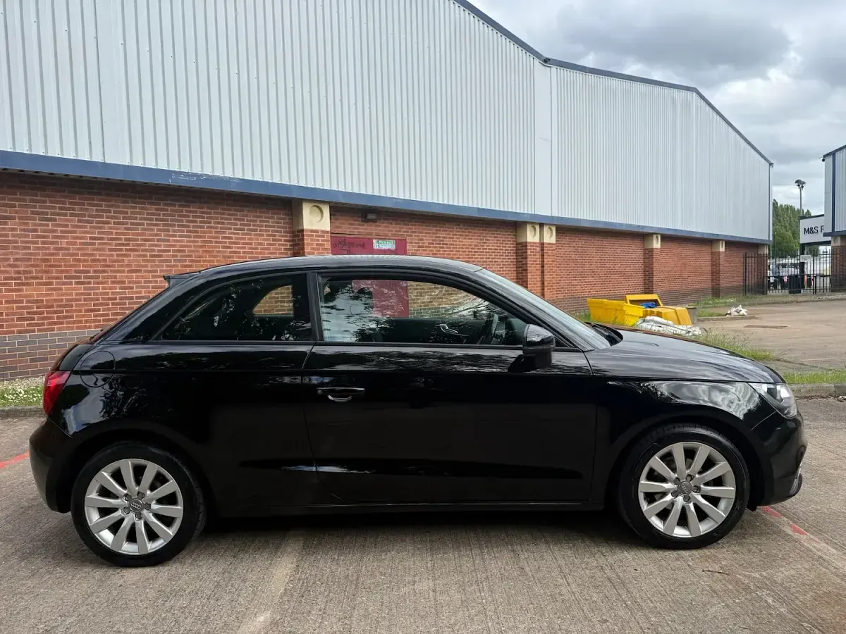 Used Audi A1 Sport 86 HP (63 kW) 2014 Black Hatchback