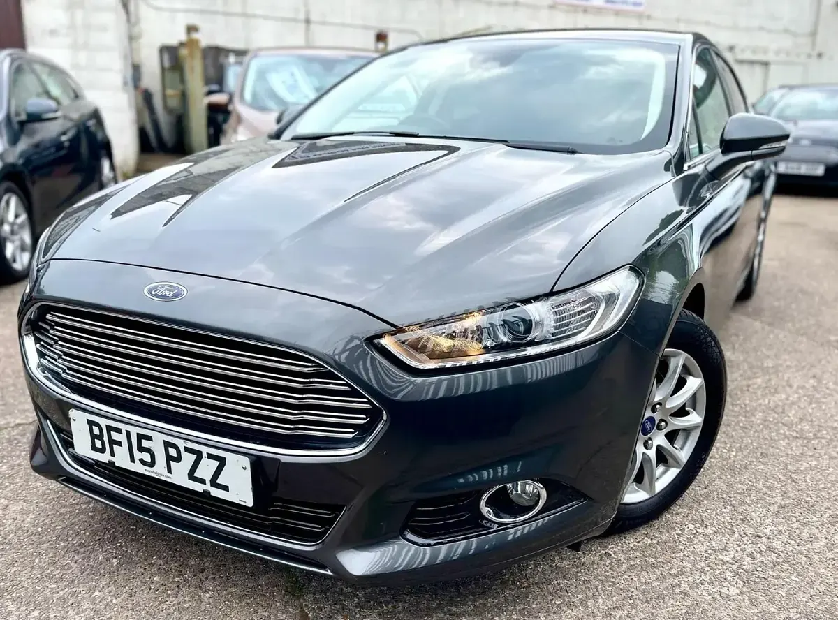 Used Ford Mondeo Titanium 150 HP (110 kW) 2015 Grey Hatchback