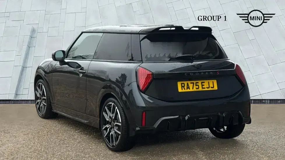 Used Mini Cooper S Hatch 201 HP (147 kW) 2026 Grey Hatchback