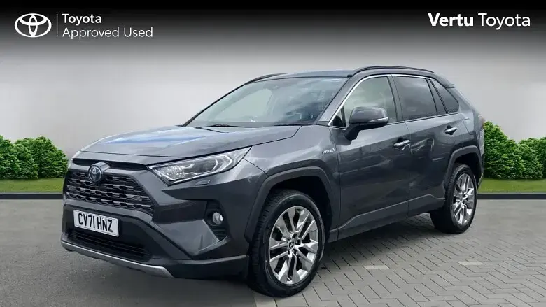 Usado Toyota RAV4 218 HP (160 kW) 2021 SUV