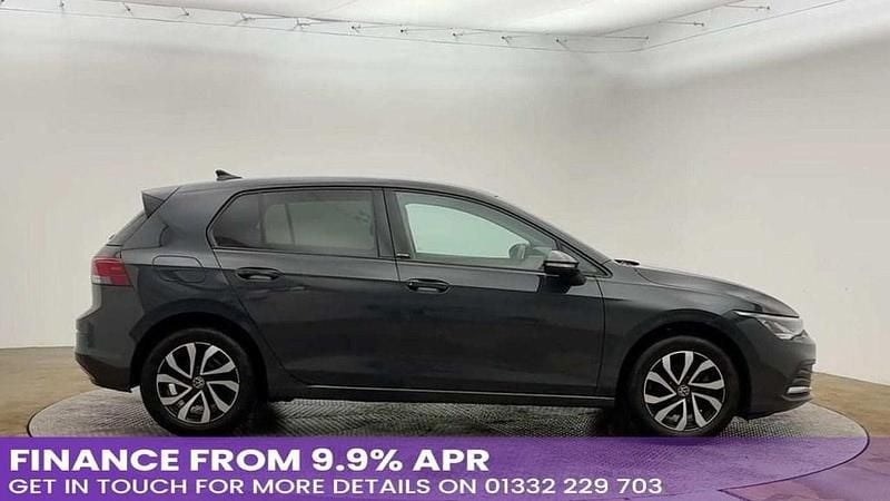 Second-hand VW Golf VIII Active 150 CP (110 kW) 2022 Gri Hatchback
