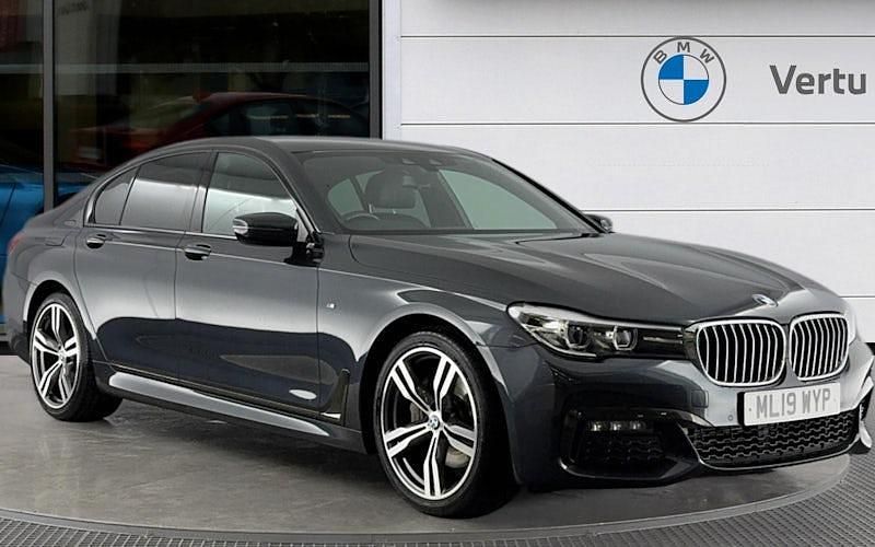 Used BMW 740 M Sport 320 HP (235 kW) 2019 Singapore grey metallic Sedan