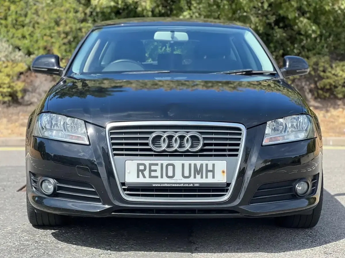 Used Audi A3 Sportback Sport 125 HP (91 kW) 2010 Black Hatchback