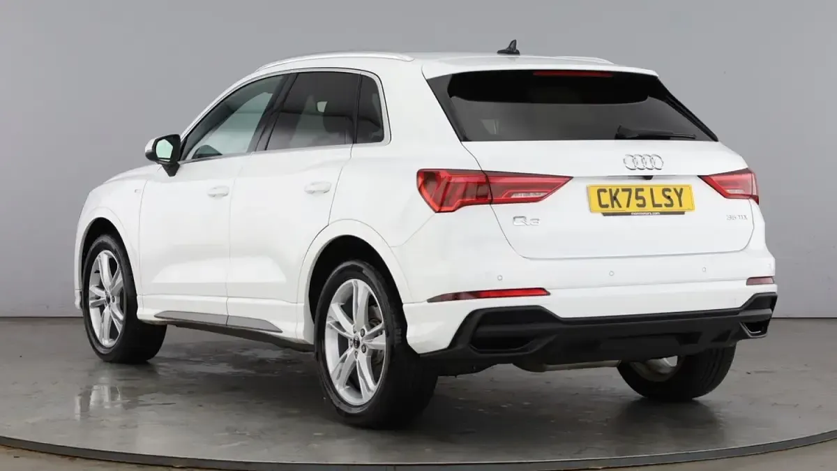 Used Audi Q3 S-Line 150 HP (110 kW) 2025 White SUV