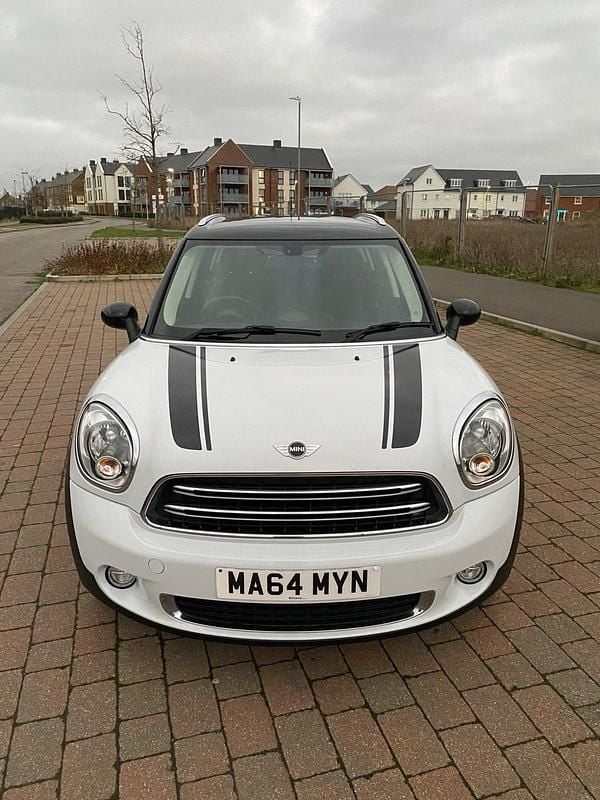 White Used 2014 Mini Cooper Countryman SUV | £4,600 (Super price) - Image 1/4