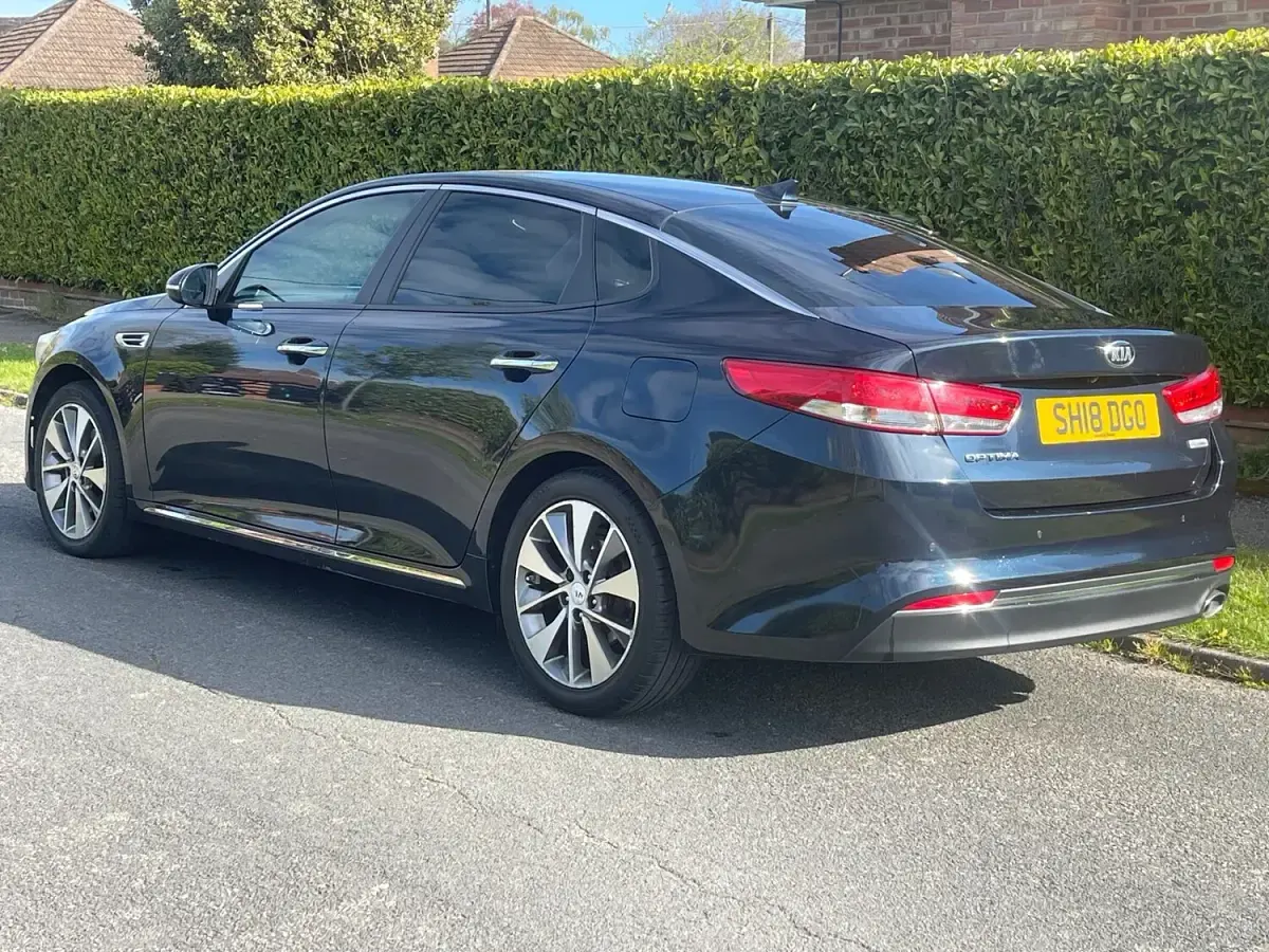 Used Kia Optima 139 HP (102 kW) 2018 Blue Sedan