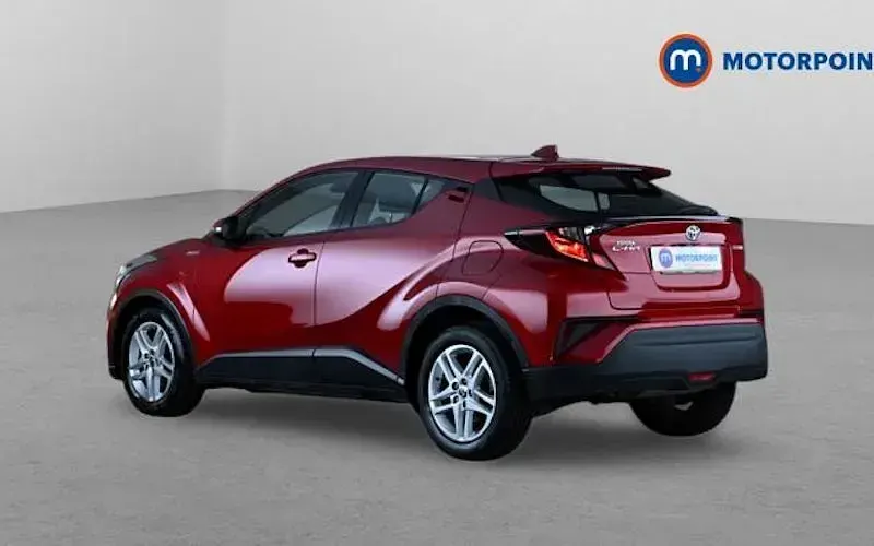 Used Toyota C-HR 122 HP (89 kW) 2023 SUV