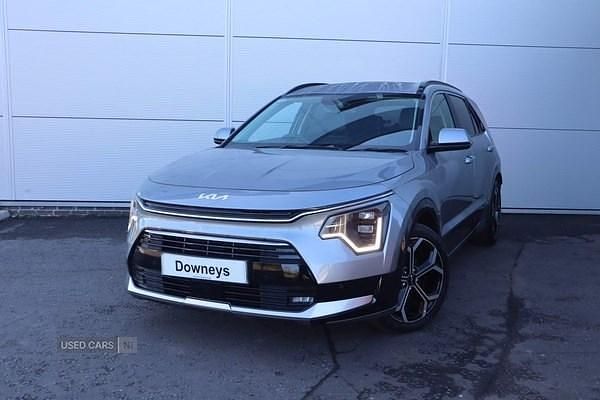 Grey Used 2025 Kia Niro SUV | £26,990 (Expensive) - Image 1/4