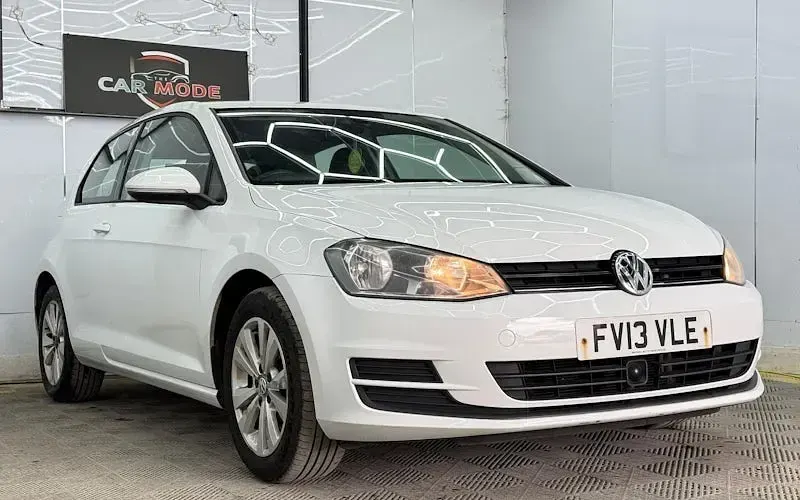 Used VW Golf VII SE 125 HP (91 kW) 2013 White Hatchback
