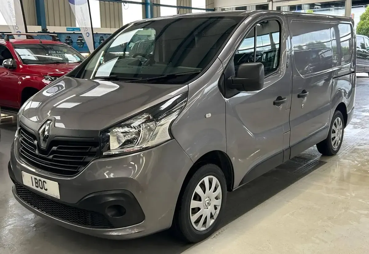 Used Renault Trafic Business 2018 Grey MPV