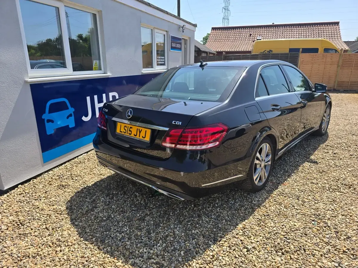 Used Mercedes E250 SE 2015 Black Sedan