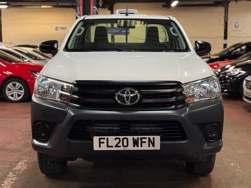 Used Toyota HiLux Active 2020 White Pickup