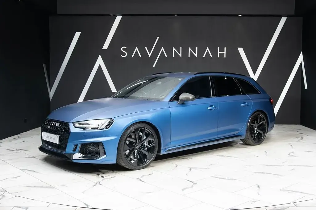 Used Audi RS4 Advanced 450 HP (330 kW) 2018 Black Estate
