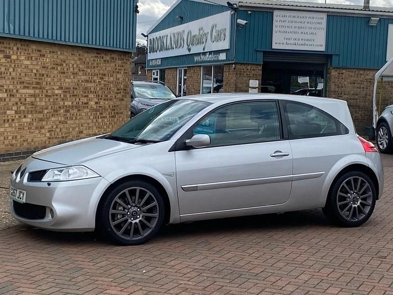 Silver Used 2008 Renault Mégane III Hatchback | £2,995 (Fair price) - Image 1/4