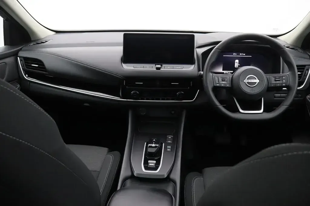 Used Nissan Qashqai N-Connecta 190 HP (139 kW) 2024 Blue SUV