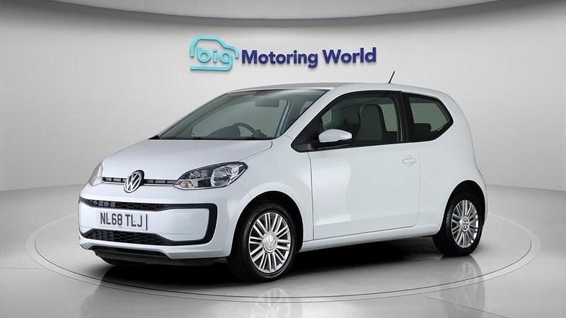 Used VW up! S 60 HP (44 kW) 2018 White Hatchback