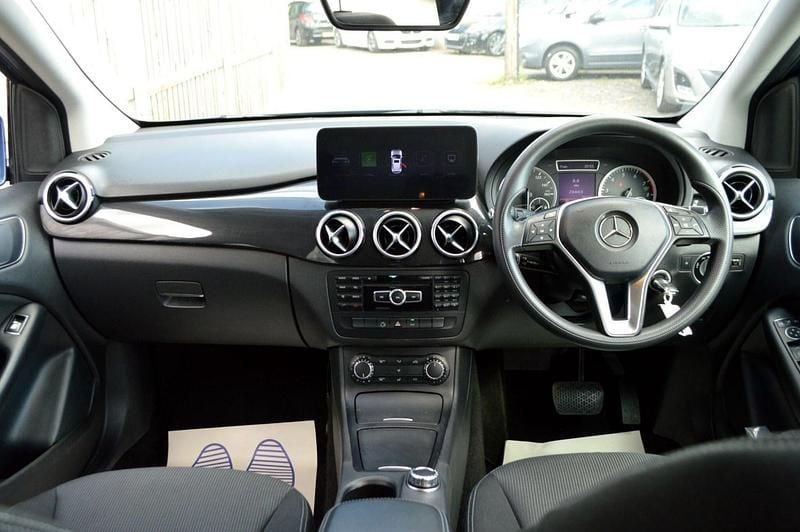 Image 2/4