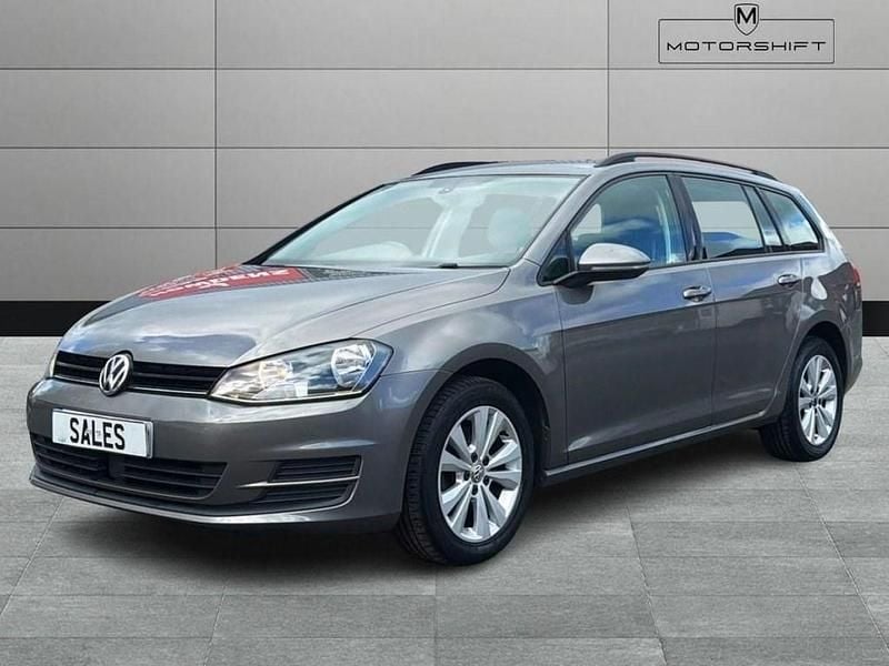 Used VW Golf VII SE 105 HP (77 kW) 2015 Grey Estate
