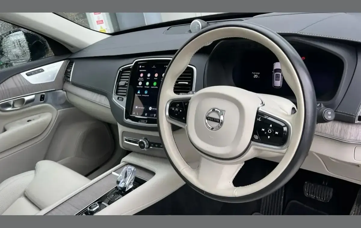 Used Volvo XC90 Ultimate 455 HP (334 kW) 2023 Black SUV
