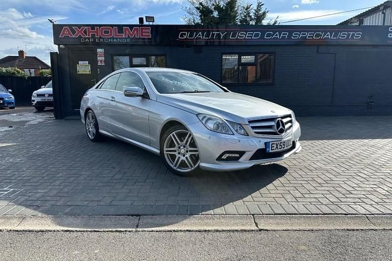 Begagnad Mercedes E200 2009 Sportkupé