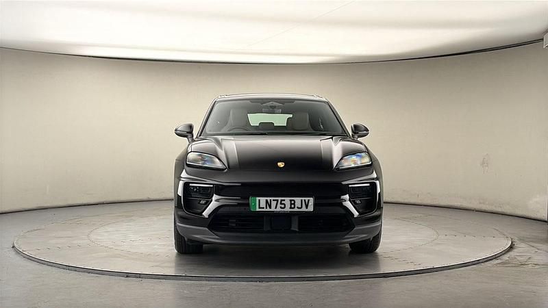 Used Porsche Macan 379 kW (516 HP) 2025 Black SUV