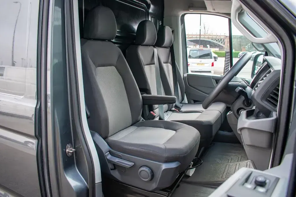 Used VW Crafter Trendline 140 HP (102 kW) 2023 Grey Van