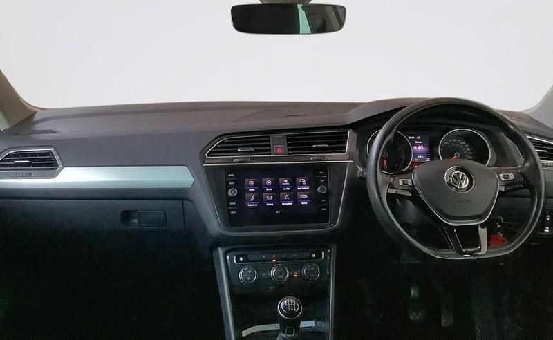 Used VW Tiguan SE 125 HP (91 kW) 2018 White SUV