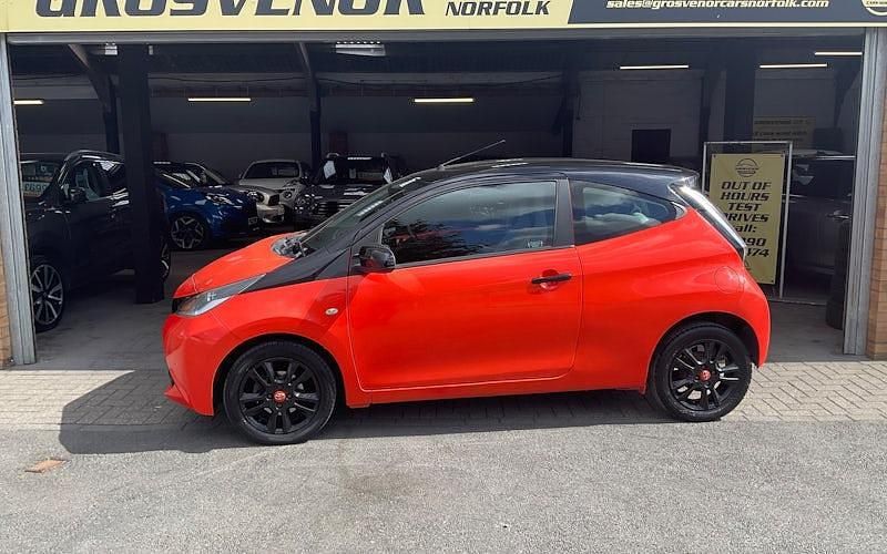 Gebraucht Toyota Aygo X-cite 69 PS (50 kW) 2015 Orange Kleinwagen