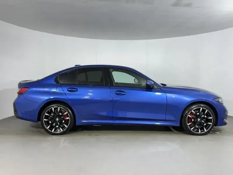 Used BMW 330 M Sport 288 HP (211 kW) 2026 Blue