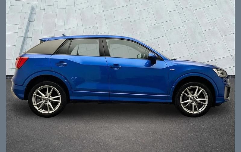 Used Audi Q2 S-Line 150 HP (110 kW) 2017 Blue SUV