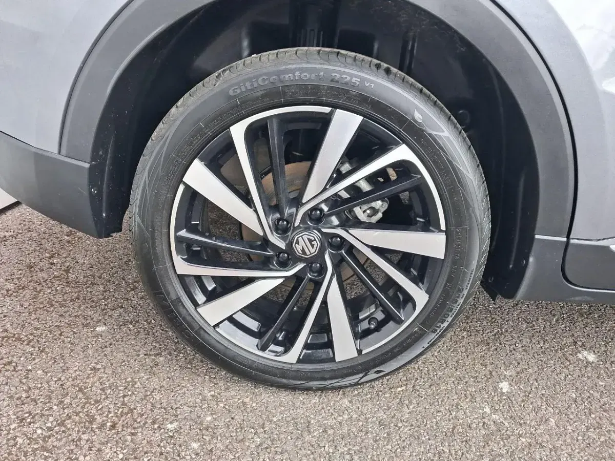 Used MG ZS Trophy 193 HP (141 kW) 2025 Grey SUV