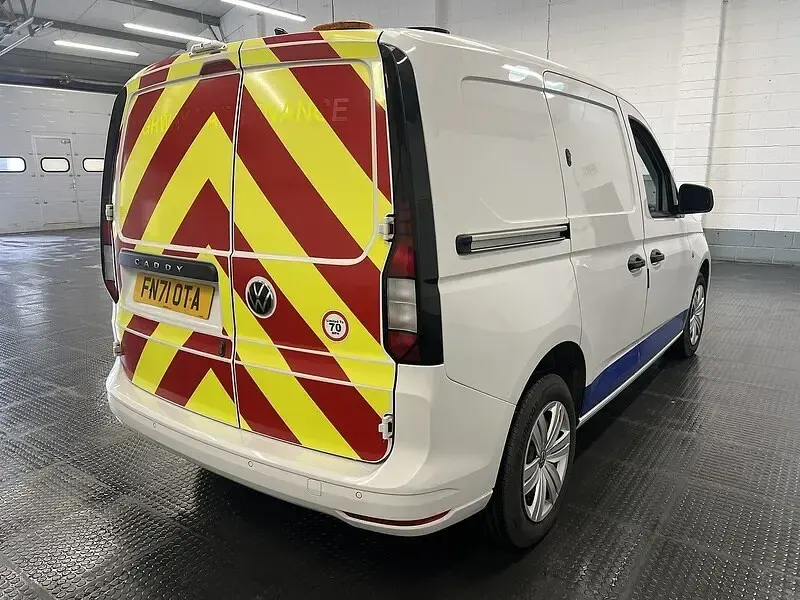 Used VW Caddy 122 HP (89 kW) 2021 White MPV