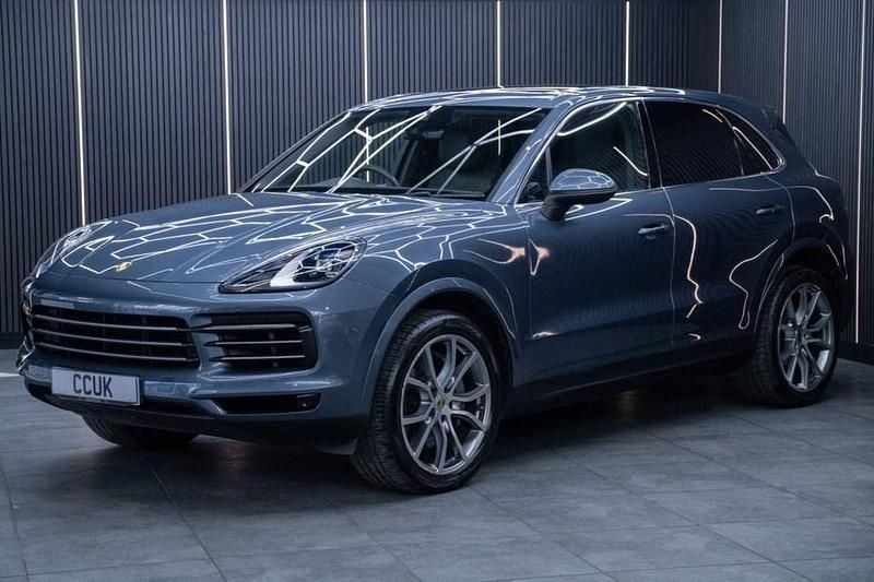 Used Porsche Cayenne 440 HP (323 kW) 2020 Blue SUV