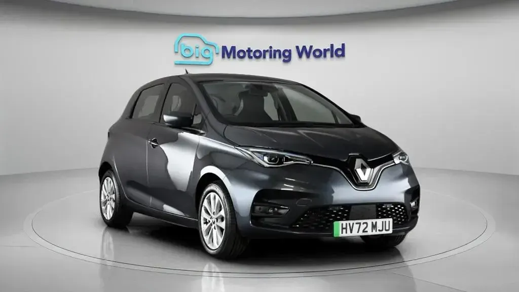 Used Renault Zoe Version S 98 kW (134 HP) 2022 Hatchback